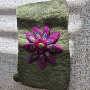 Rising Tide Green Wool Floral Handmade Bag